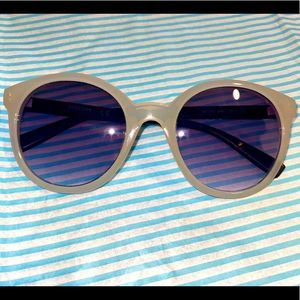 Tan frame sunglasses